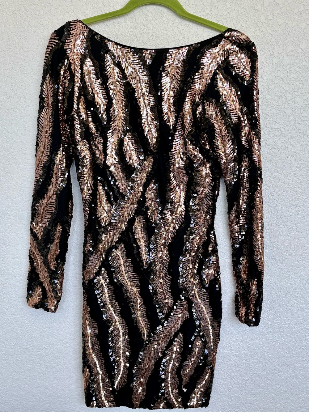 Dress the Population Black and Gold Sequin Lola Mini Dress. Medium